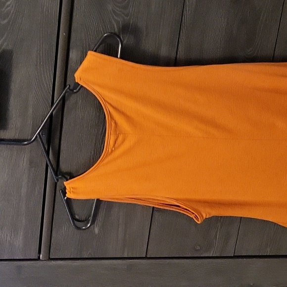 Burnt orange long tank top - Picture 3 of 4